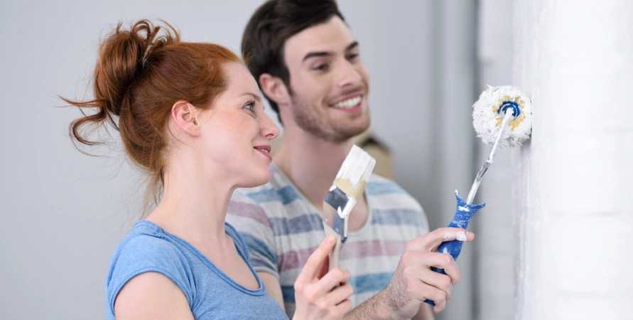 Mit schadstofffreier Farbe gestrichene Innenwand